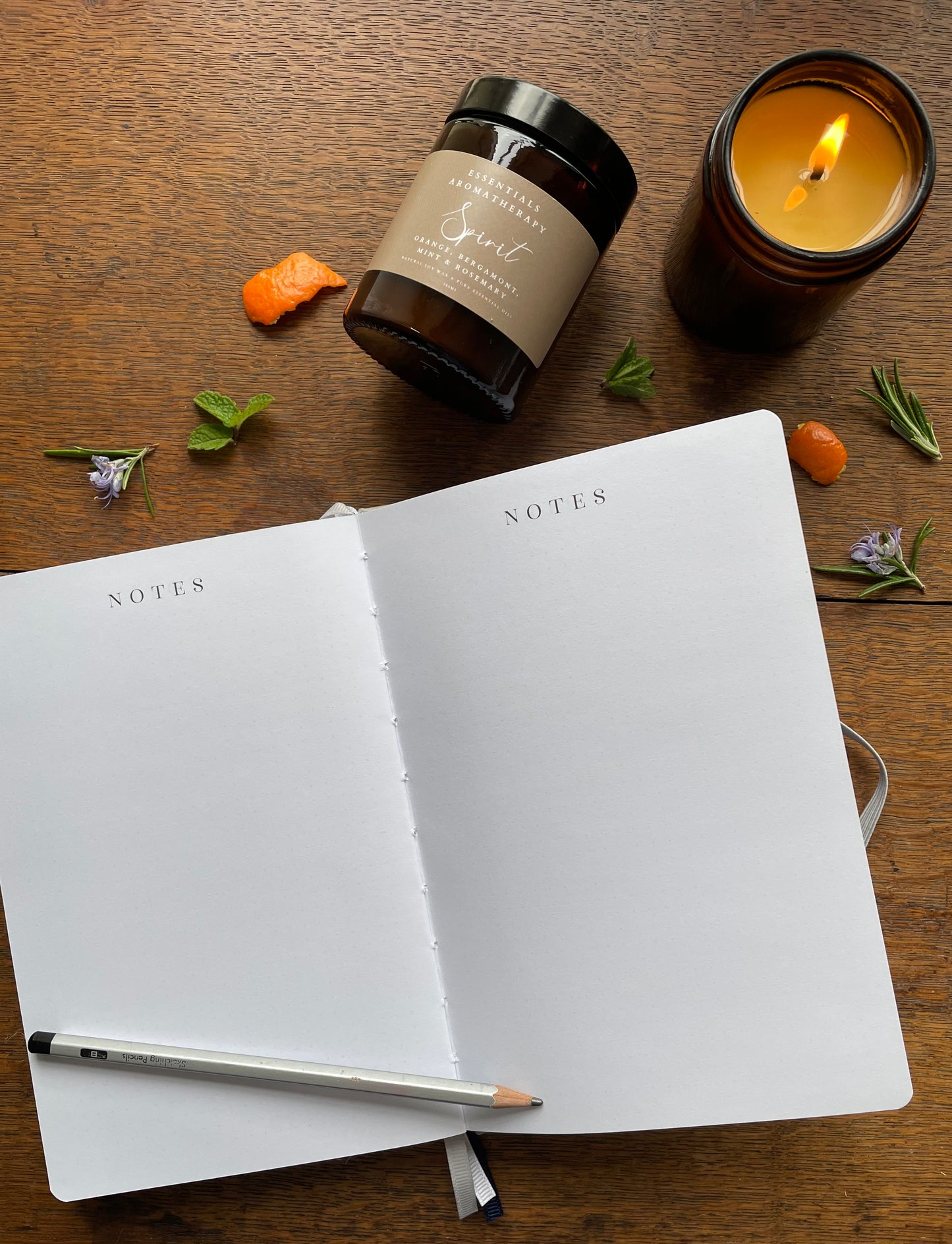 Natural Essential Oil Candle Orange & Bergamot Everyday Wellness Collection
