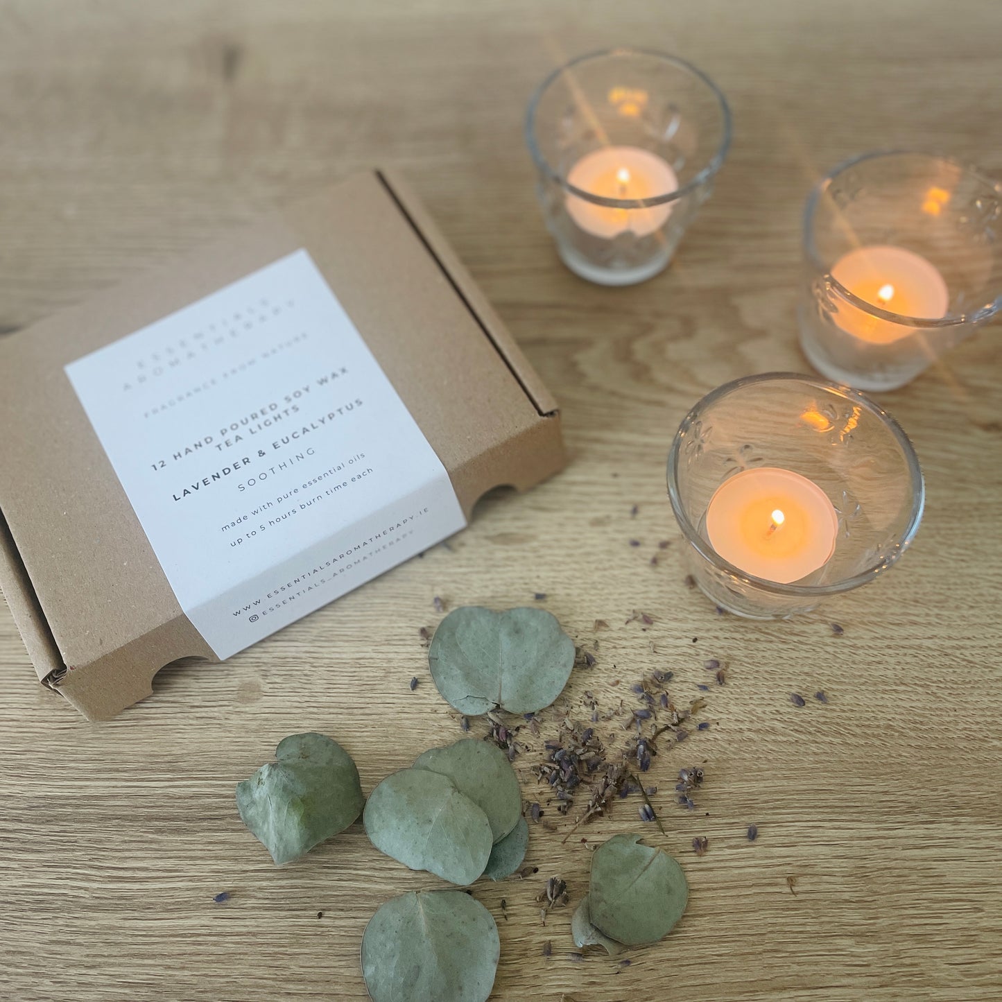 12 Lavender & Eucalyptus Scented Soy Wax Tea Lights